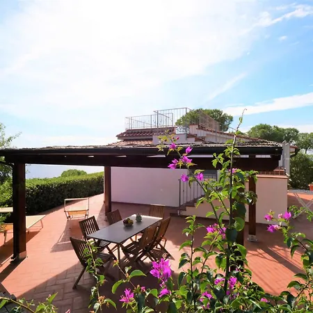 Nyaraló Panorama Ii By Interhome Capoliveri